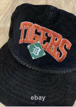 Detroit Tigers SnapBack Cap Hat Corduroy Black Vintage EUC MLB Trucker Black