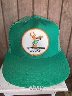 VINTAGE 80s Milwaukee Bucks Rare Snapback Green Trucker style hat cap NBA Brand