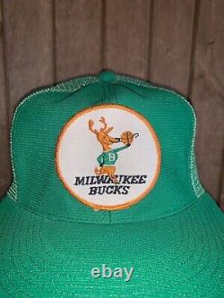 VINTAGE 80s Milwaukee Bucks Rare Snapback Green Trucker style hat cap NBA Brand