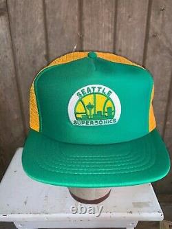 VINTAGE 80s Seattle Supersonics Snapback Trucker style Green hat cap NBA Brand
