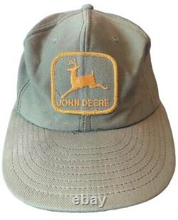 VINTAGE John Deere Hat Cap Snap Back Green Yellow Patch Farmer Trucker Mens