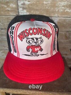 VINTAGE Very Rare 80s Wisconsin Badgers White NCAA Trucker Cap Hat Snapback
