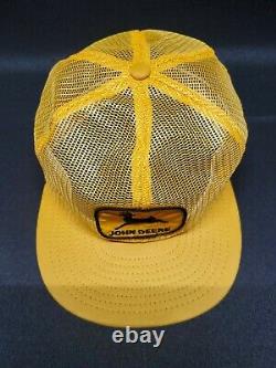 Vintage JOHN DEERE Full Mesh Louisville Mfg SnapBack Trucker Hat Cap Patch USA
