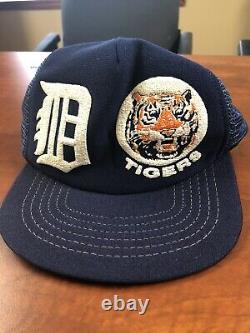 Vintage Made USA Detroit Tigers MLB Old English D Mesh Trucker Snapback Hat Cap