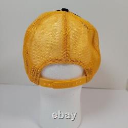 WWF World Wrestling Federation Trucker Snapback Hat Cap Blue Yellow Vintage