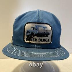 Chapeau De Camionneur Bauer Block Camion Bleu Et Blanc Snapback Mesh Cap Vintage Des Années 1970