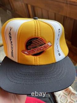 Chapeau casquette rétro des Vancouver Canucks de la LNH des années 1980, chanceux, neuf avec étiquette (NWT) et style camionneur.