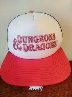 Chapeau de camionneur en mousse à rayures Dungeons and Dragons authentique SUPER RARE