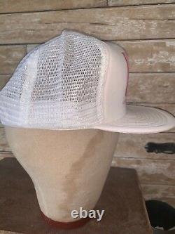 Vintage Très Rare Des Années 80 Unlv Runnin' Rebels White Ncaa Trucker Cap Hat Snapback